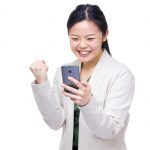 Social Media Messaging Causes China Mobile’s First Annual Profit Drop